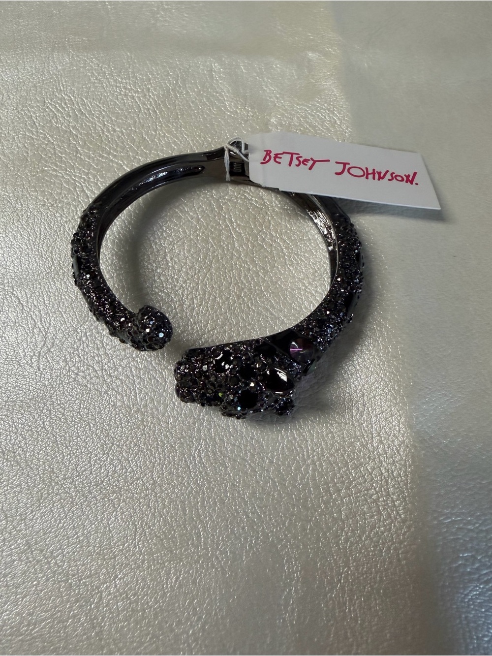 Betsey Johnson Black Jeweled Panther Bracelet - Picture 4 of 6